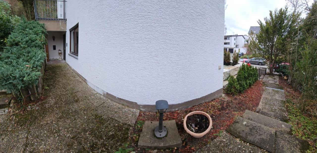 Schoene Wohnung Am Georgenberg 罗伊特林根 外观 照片